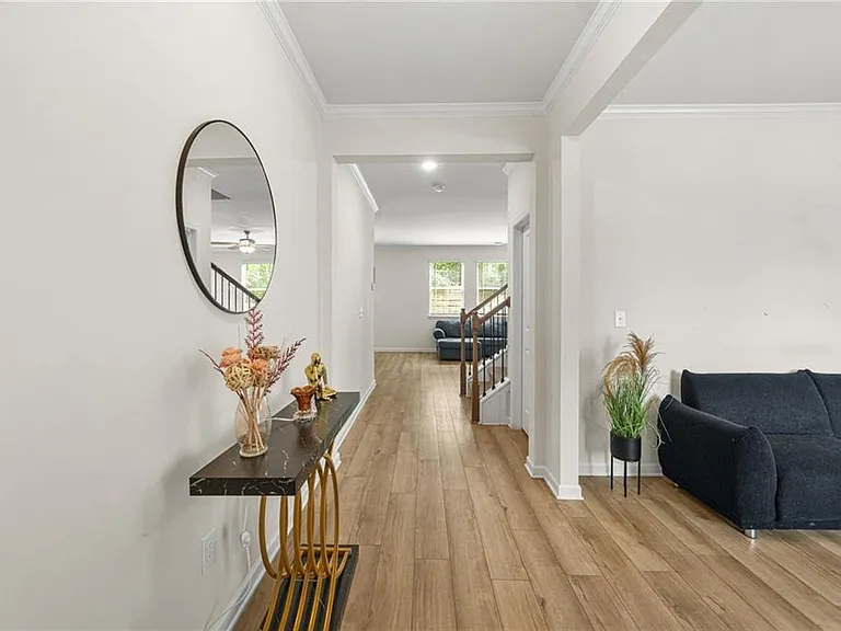 2195 Cormac St — Photo 4