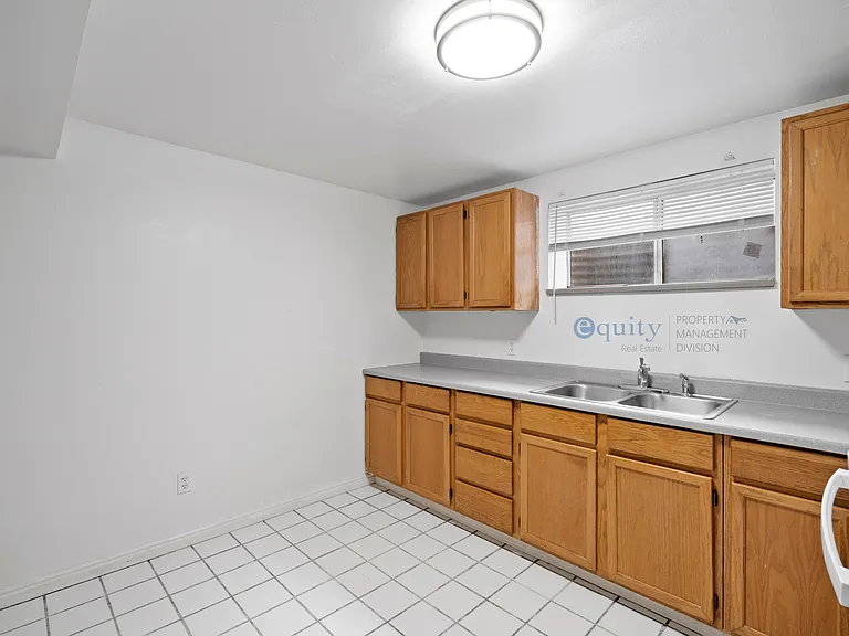 7705-7707 S Sandra Way #7707-B — Photo 5
