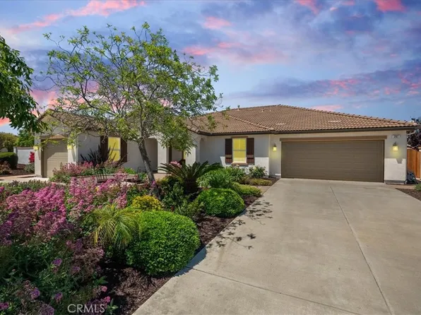 287 Tom McGuinness Jr Cir, Fallbrook, CA 92028