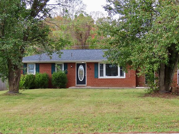 2nd image of 707 Parker Rd