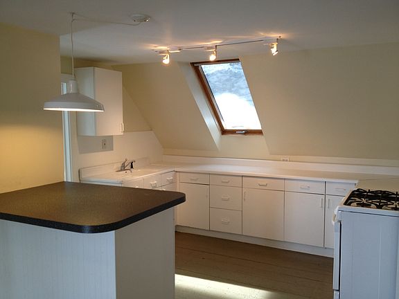 3rd image of 62 Rackleff St #3