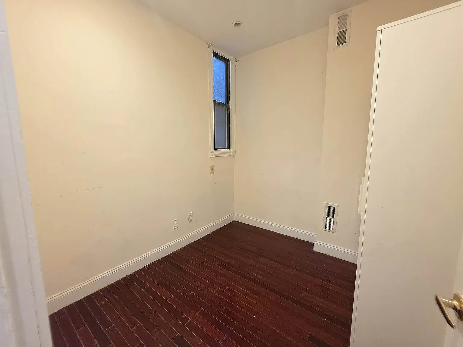 447 East 78th Street — Photo 4