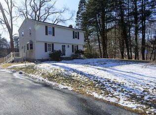 28 Newtown Rd, Acton, MA 01720
