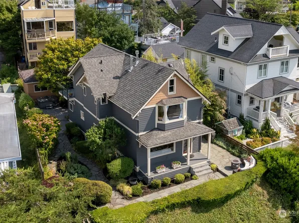 6626 E Green Lake Way N, Seattle, WA 98103