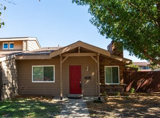605 Hunters Glen St, Lewisville, TX 75067