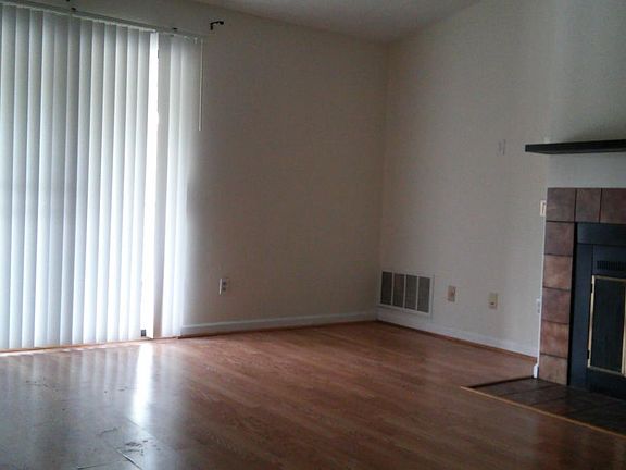 2nd image of 7216 Creekview Dr APT 9