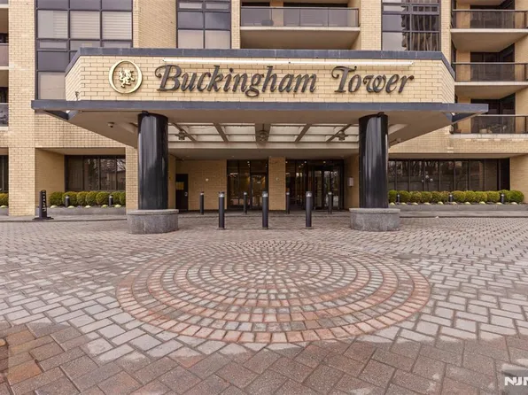 800 Palisade Ave APT 1709, Fort Lee, NJ 07024