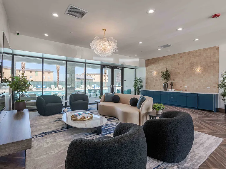 Desert Meadows Apartments — Photo 35
