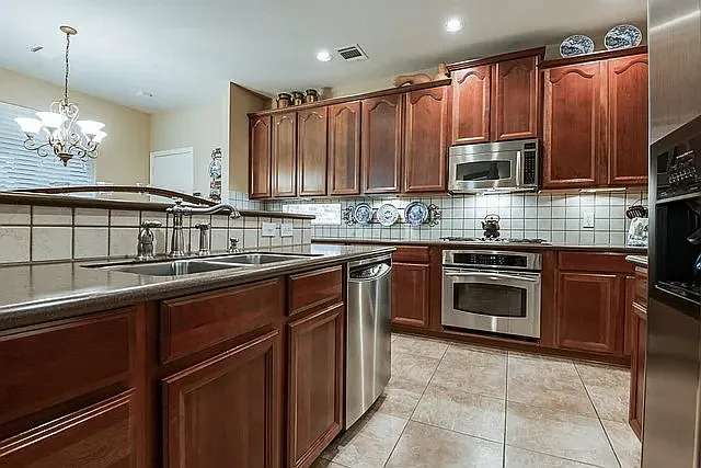 2056 Barret Dr — Photo 13