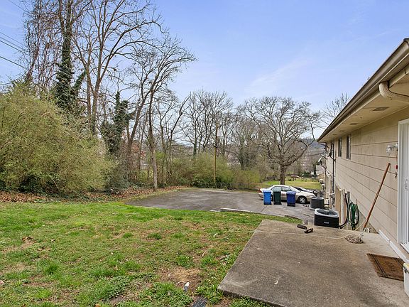 4th image of 7172 Holland Ln