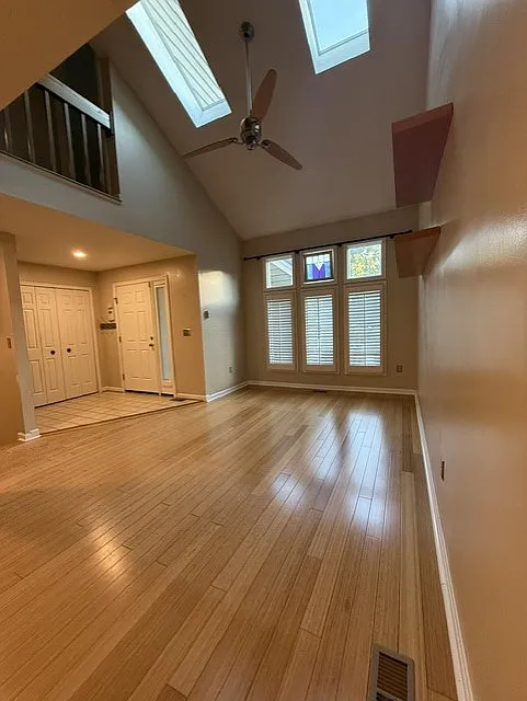 2 bed, 2159 sqft, $3,100 — Photo 3