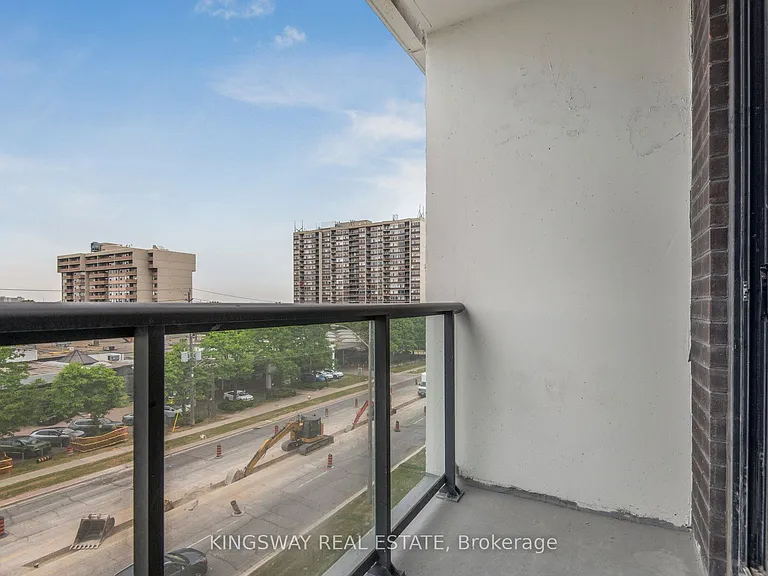 3429 Sheppard Ave E #501 — Photo 32