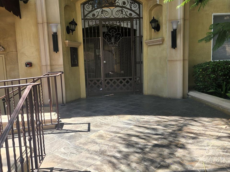 1st image of 12044 Hoffman St #202