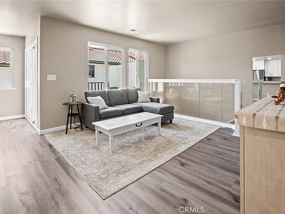 3rd image of 1263 Ramona Ave