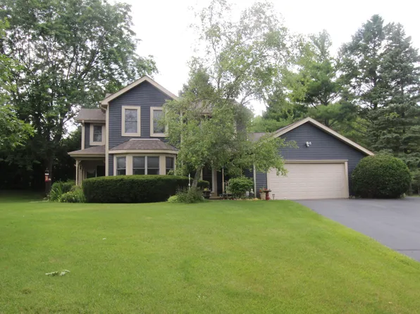 3215 Chellington Dr, Johnsburg, IL 60051