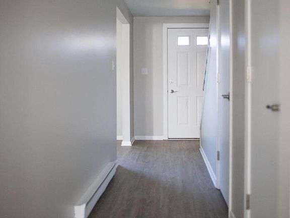 4th image of 67179 Warnock Saint Clairsvi Rd #B