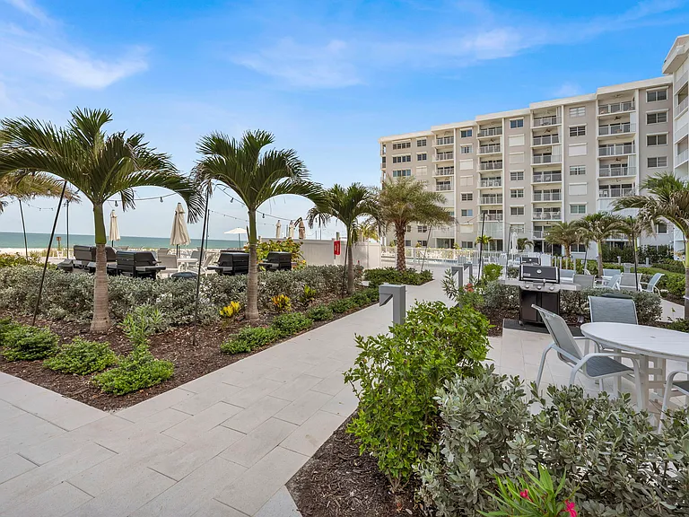 3443 Gulf Shore Blvd N #313 — Photo 4