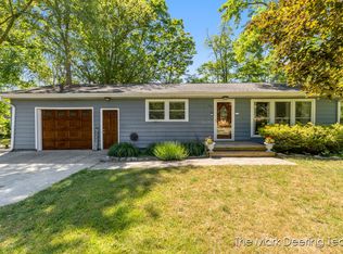 107 Elm St, Allegan, MI 49010