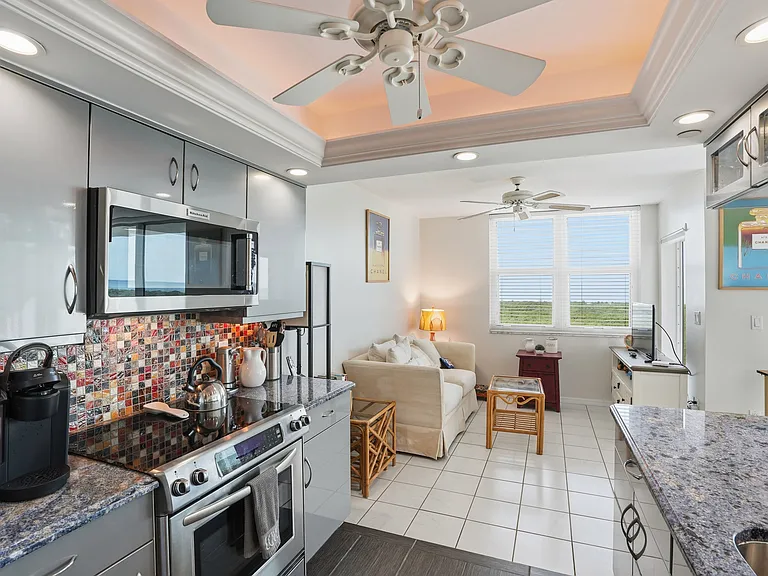6101 Pelican Bay Blvd #1 — Photo 22