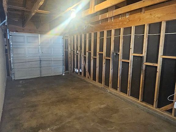 2nd image of 1509 June St NE