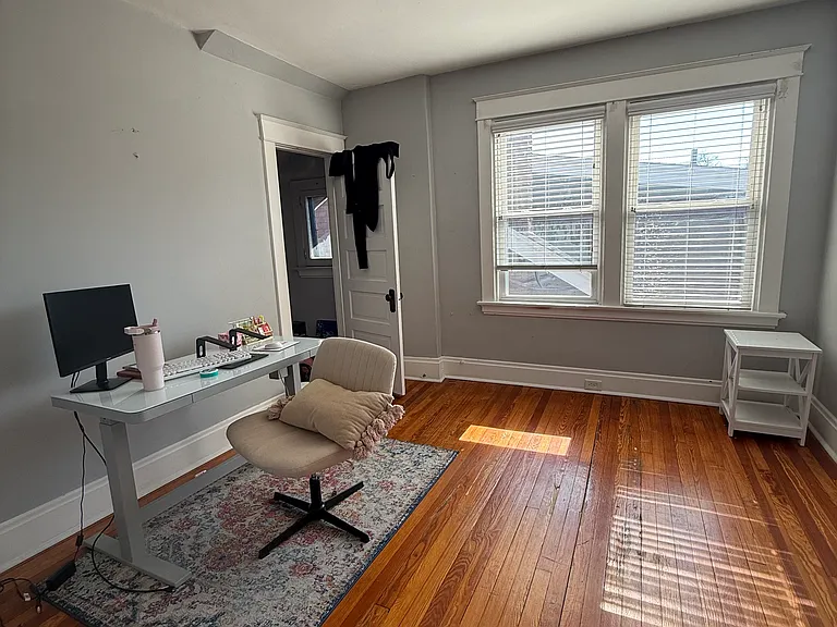 1011 Delta Ave — Photo 12