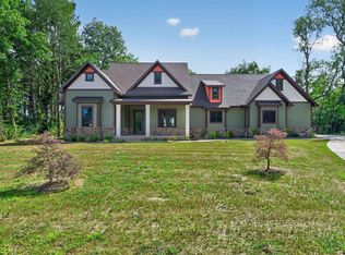 51490 Ginny Dr, South Bend, IN 46628