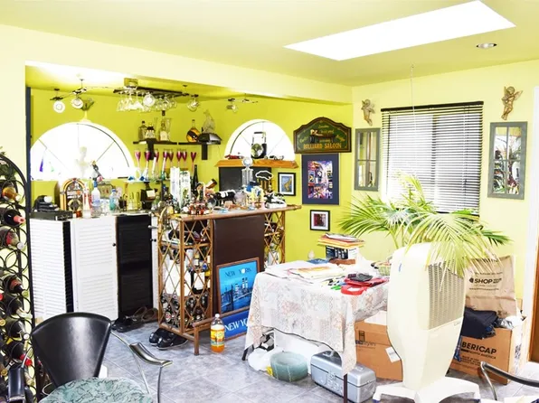 824 S Rimpau Blvd, Los Angeles, CA 90005