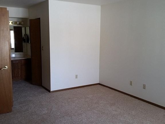 5th image of 7022 N Lincolnshire Cir #7022
