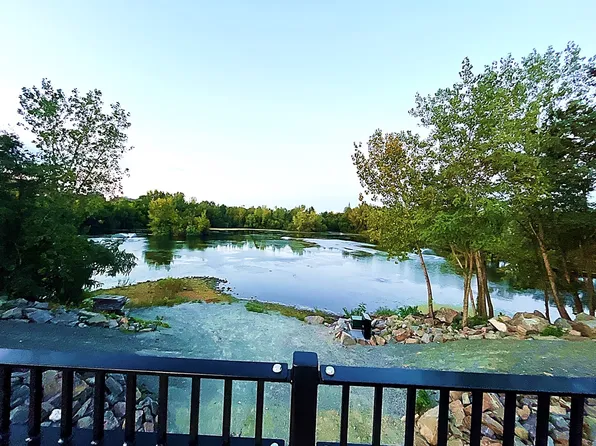 86 Sherman Place image 23 of 34