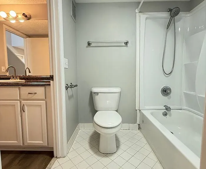 431 Belle Pointe Dr — Photo 27