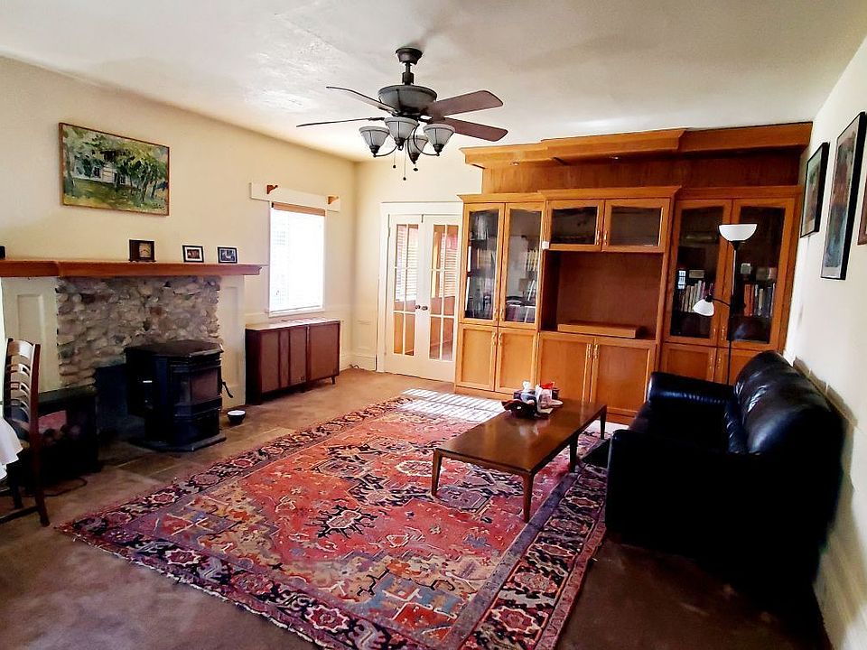 327 S Washington St, Independence, CA 93526 Zillow