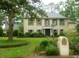 4 Shorelake Dr, Humble, TX 77339