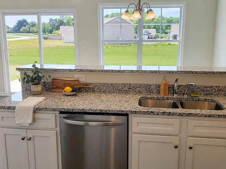 129 Weaver Way — Photo 7