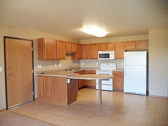 3rd image of 141 Valley Ave #25-302