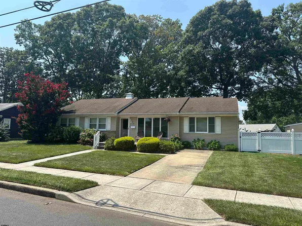 45 Dogwood Dr, Somers Point, NJ 08244