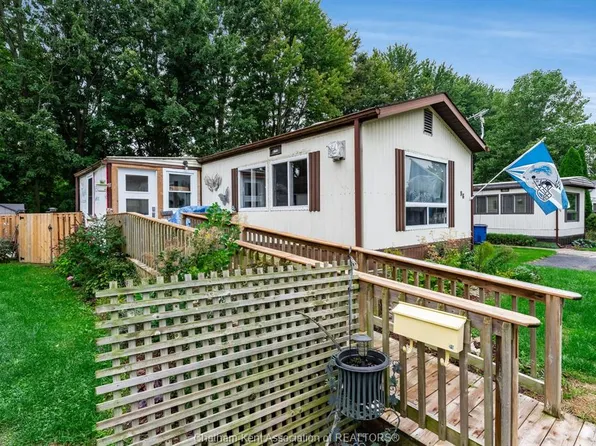 96 Regency Dr, Chatham Kent, ON N7L 5A3