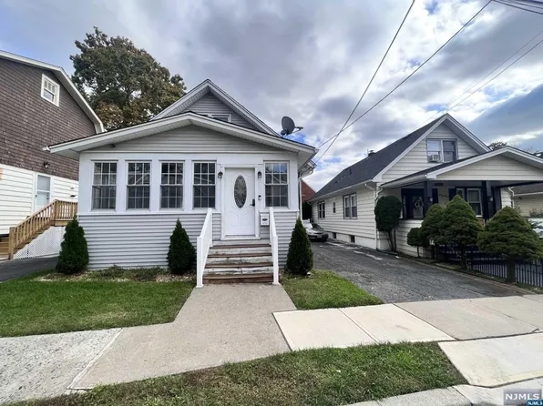 178 N 12th St, Prospect Park, NJ 07508