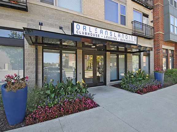 2nd image of 229 Orleans St #17-0101