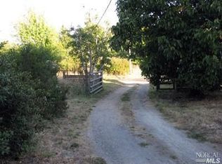 2750 Bloomfield Rd, Sebastopol, CA 95472