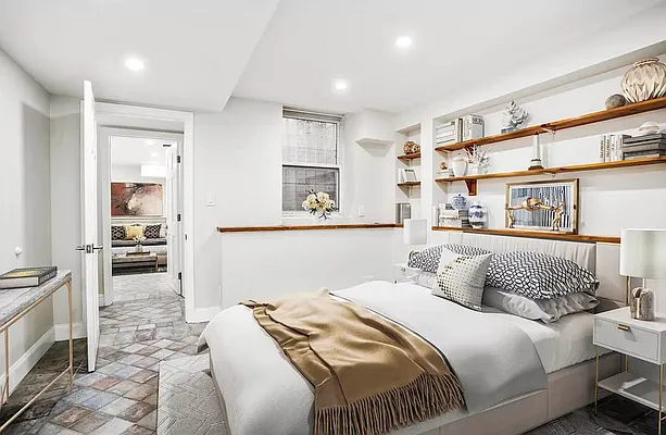 Rented by Douglas Elliman | media 20