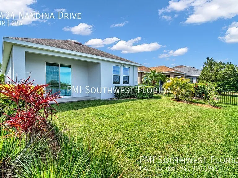 8424 Nandina Dr — Photo 26