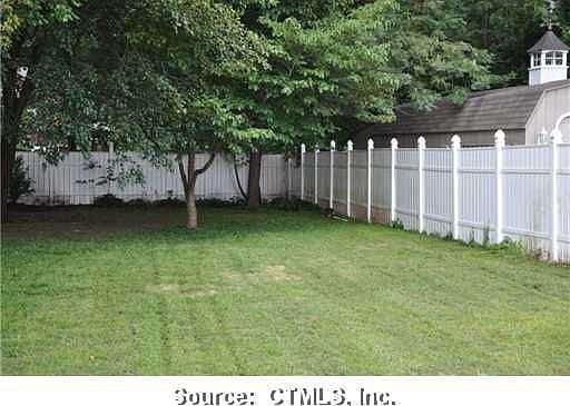 2nd image of 240 Handel Rd