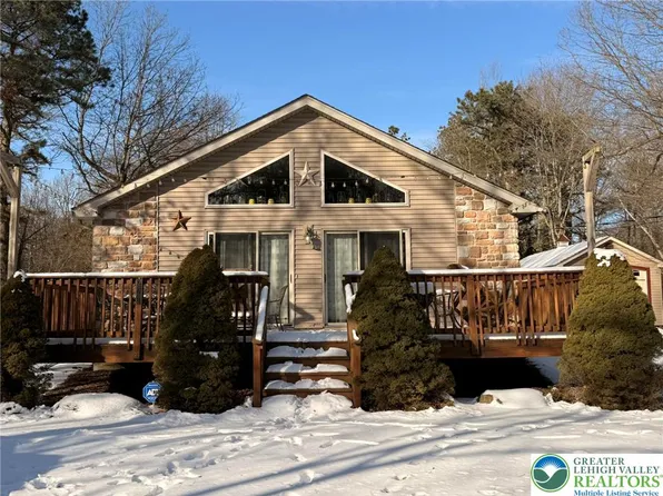 223 Petrarch Trl, Albrightsville, PA 18210