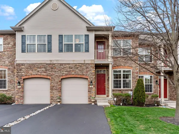 39 Tyler Dr, Feasterville, PA 19053