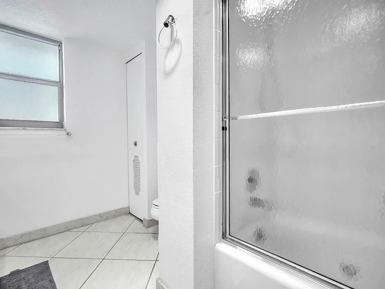 4280 Galt Ocean Dr #14F — Photo 16