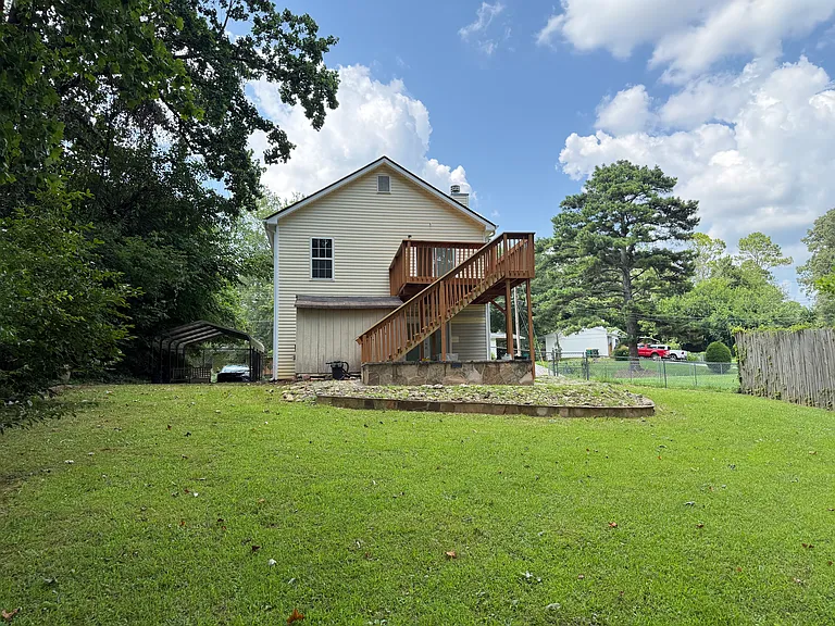 811 Kennesaw Dr — Photo 18