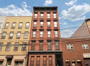 314 Monroe St APT 3A, Hoboken, NJ 07030