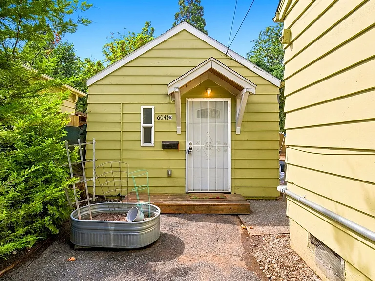 6044 SE Henderson St #B — Photo 16