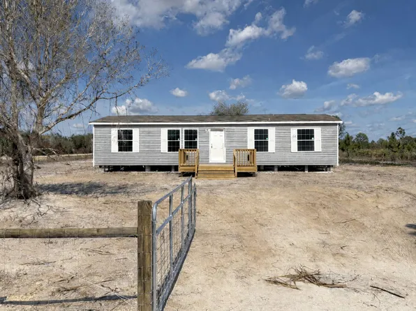 15983 NW 272nd Street, Okeechobee, FL 34972