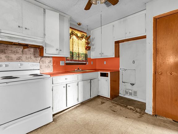 5th image of 4309 Brewer Ct